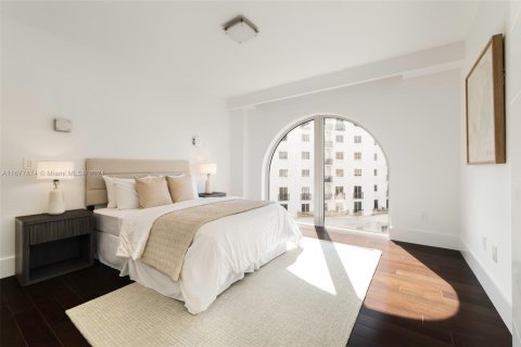 Condo in Coral Gables, Florida, 3 bedrooms  № 1409305 - photo 25