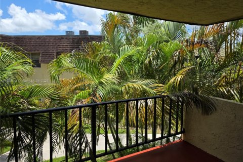 Снять в аренду кондоминиум в Майами, Флорида 1 спальня, 65.68м2, № 1800799 - фото 9