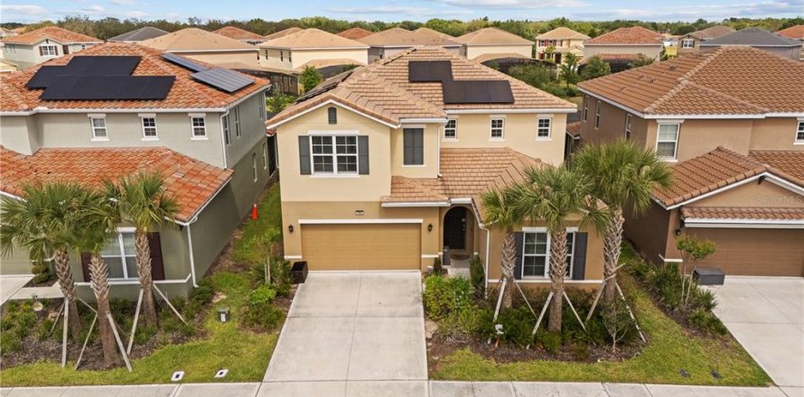House in Davenport, Florida 7 bedrooms, 336.86 sq.m. № 1643213