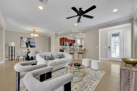 Casa en venta en Groveland, Florida, 2 dormitorios, 149.76 m2 № 1723911 - foto 10