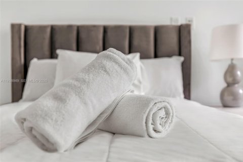 Copropriété à vendre à Miami, Floride: 2 chambres, 109.62 m2 № 1996727 - photo 22