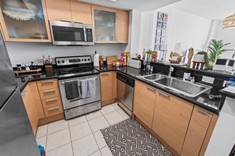 Copropriété à vendre à Hollywood, Floride: 1 chambre, 74.32 m2 № 2187229 - photo 19