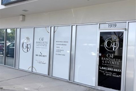 Immobilier commercial à louer à Sarasota, Floride: 117.06 m2 № 2406409 - photo 2