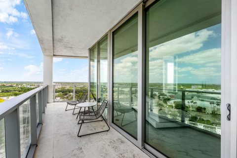 Condominio en venta en Sunrise, Florida, 3 dormitorios, 120.49 m2 № 2182848 - foto 25
