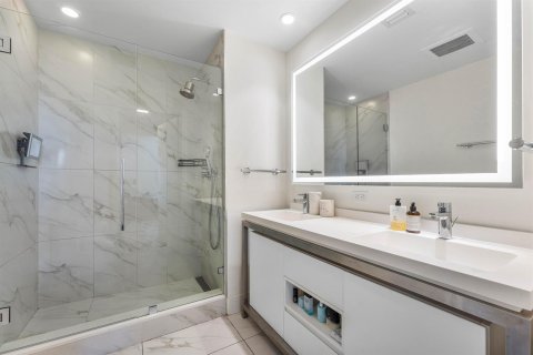 Condominio en venta en Sunrise, Florida, 3 dormitorios, 120.49 m2 № 2182848 - foto 15