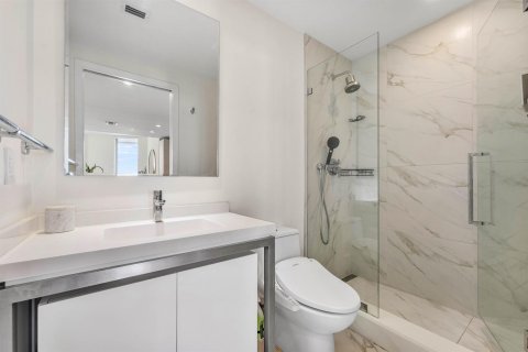 Condominio en venta en Sunrise, Florida, 3 dormitorios, 120.49 m2 № 2182848 - foto 18