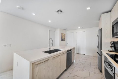 Condominio en venta en Sunrise, Florida, 3 dormitorios, 120.49 m2 № 2182848 - foto 6