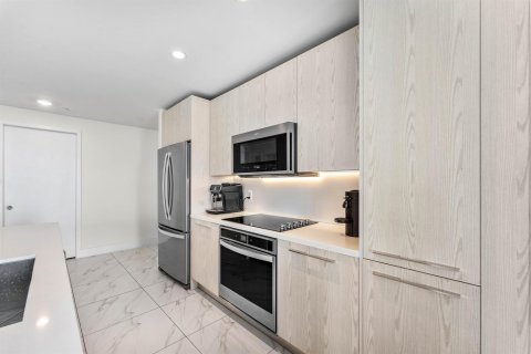 Condominio en venta en Sunrise, Florida, 3 dormitorios, 120.49 m2 № 2182848 - foto 5