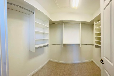 Townhouse in Boca Raton, Florida 3 bedrooms, 191.56 sq.m. № 2191160 - photo 24