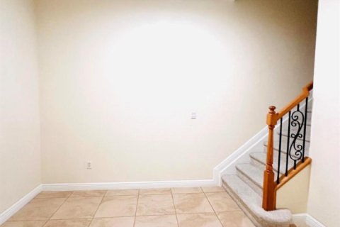 Townhouse in Boca Raton, Florida 3 bedrooms, 191.56 sq.m. № 2191160 - photo 4