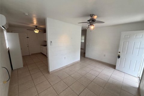 Casa en alquiler en Bartow, Florida, 2 dormitorios, 57.97 m2 № 1910376 - foto 3