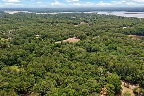 Terreno en venta en Inglis, Florida № 1885928 - foto 2