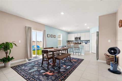 Casa en venta en Kissimmee, Florida, 5 dormitorios, 227.7 m2 № 2201624 - foto 8