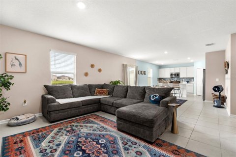 Casa en venta en Kissimmee, Florida, 5 dormitorios, 227.7 m2 № 2201624 - foto 6
