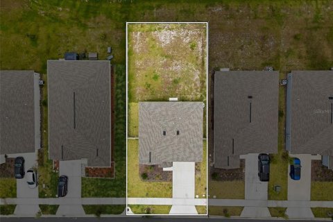 Casa en venta en Kissimmee, Florida, 5 dormitorios, 227.7 m2 № 2201624 - foto 30