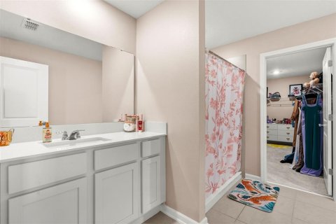 Casa en venta en Kissimmee, Florida, 5 dormitorios, 227.7 m2 № 2201624 - foto 25