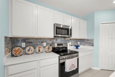 Casa en venta en Kissimmee, Florida, 5 dormitorios, 227.7 m2 № 2201624 - foto 11