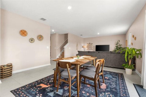 Casa en venta en Kissimmee, Florida, 5 dormitorios, 227.7 m2 № 2201624 - foto 9