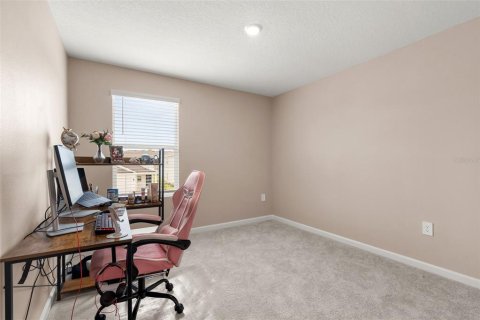Casa en venta en Kissimmee, Florida, 5 dormitorios, 227.7 m2 № 2201624 - foto 18