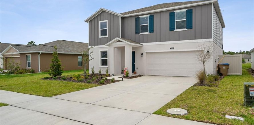 Casa en Kissimmee, Florida 5 dormitorios, 227.7 m2 № 2201624