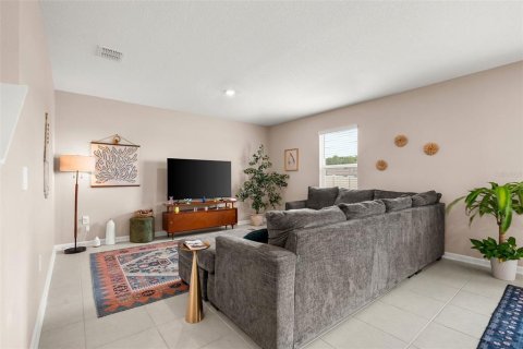 Casa en venta en Kissimmee, Florida, 5 dormitorios, 227.7 m2 № 2201624 - foto 7