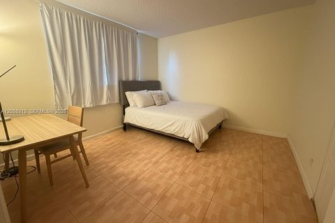 Copropriété à vendre à North Lauderdale, Floride: 2 chambres, 92.9 m2 № 2248732 - photo 11