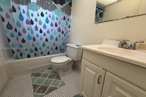 Copropriété à vendre à North Lauderdale, Floride: 2 chambres, 92.9 m2 № 2248732 - photo 15