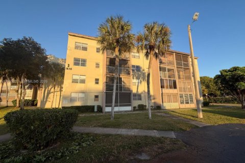 Copropriété à vendre à North Lauderdale, Floride: 2 chambres, 92.9 m2 № 2248732 - photo 20