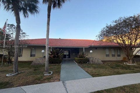 Copropriété à vendre à North Lauderdale, Floride: 2 chambres, 92.9 m2 № 2248732 - photo 22