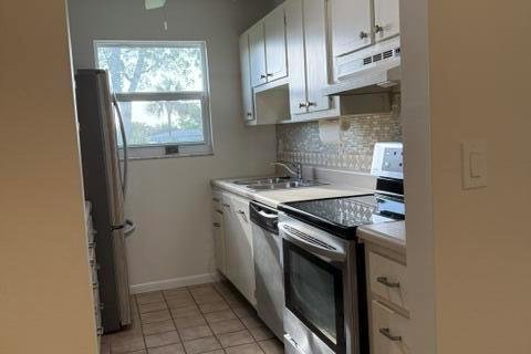 Condo in Lake Worth, Florida, 1 bedroom  № 2177100 - photo 17