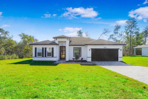 House in Ocala, Florida 4 bedrooms, 164.81 sq.m. № 2145209
