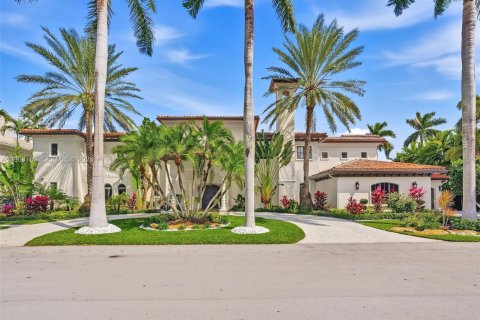 Купить виллу или дом в Форт-Лодердейл, Флорида 6 спален, 777.13м2, № 2050117 - фото 8