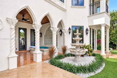 Купить виллу или дом в Форт-Лодердейл, Флорида 6 спален, 777.13м2, № 2050117 - фото 15