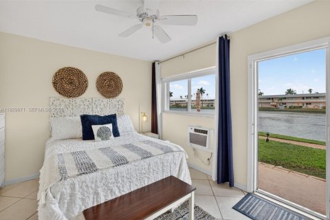Condominio en venta en Hallandale Beach, Florida, 1 dormitorio, 58.06 m2 № 1990943 - foto 13