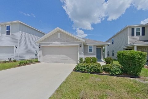 House in Ocala, Florida 3 bedrooms, 134.99 sq.m. № 2360851