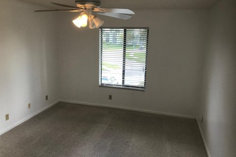 Copropriété à louer à West Palm Beach, Floride: 2 chambres, 102.75 m2 № 2352623 - photo 9