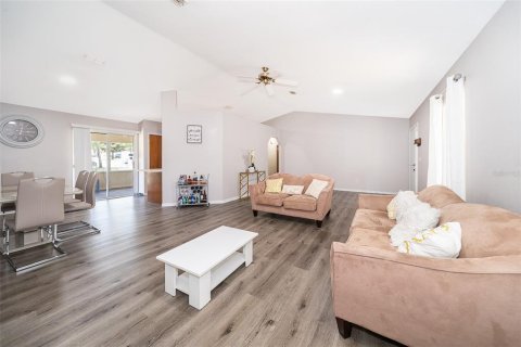 Villa ou maison à vendre à Ocala, Floride: 3 chambres, 148.09 m2 № 1525371 - photo 5