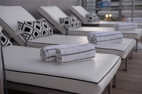 Copropriété à vendre à Miami Beach, Floride: 30.75 m2 № 1985061 - photo 19