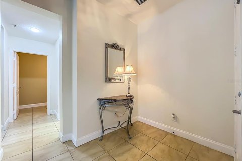 Touwnhouse à vendre à Maitland, Floride: 3 chambres, 195.09 m2 № 2399442 - photo 9