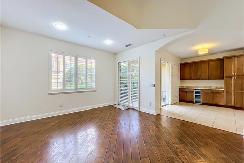 Touwnhouse à vendre à Maitland, Floride: 3 chambres, 195.09 m2 № 2399442 - photo 14