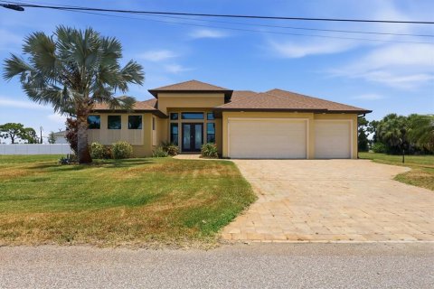 Casa en Placida, Florida 3 dormitorios, 166.39 m2 № 2201499