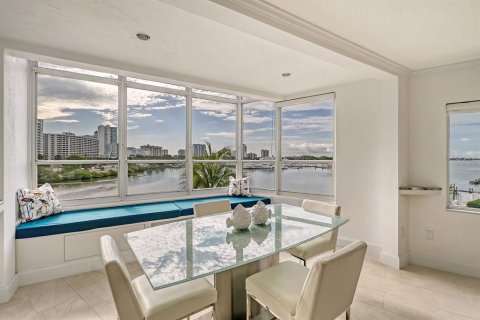 Copropriété à vendre à Sarasota, Floride: 2 chambres, 126.25 m2 № 1831561 - photo 8