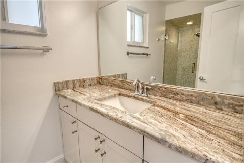 Copropriété à vendre à Sarasota, Floride: 2 chambres, 126.25 m2 № 1831561 - photo 29