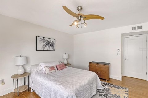 Copropriété à vendre à Sarasota, Floride: 2 chambres, 126.25 m2 № 1831561 - photo 26