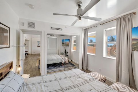 Copropriété à louer à Miami Beach, Floride: 2 chambres, 83.61 m2 № 1959983 - photo 13
