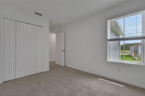 Touwnhouse à vendre à Middleburg, Floride: 3 chambres, 147.53 m2 № 2412739 - photo 14