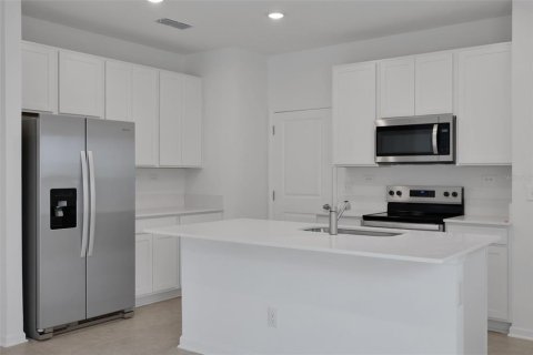 Touwnhouse à vendre à Middleburg, Floride: 3 chambres, 147.53 m2 № 2412739 - photo 10
