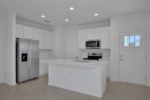 Touwnhouse à vendre à Middleburg, Floride: 3 chambres, 147.53 m2 № 2412739 - photo 11