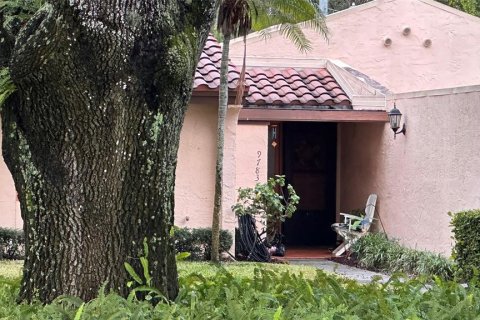 Condo in Seminole, Florida, 1 bedroom  № 2198044 - photo 10
