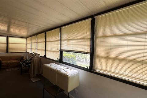 Condo in Seminole, Florida, 1 bedroom  № 2198044 - photo 25